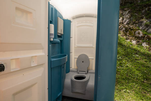 Best Porta potty rental near me  in Takoma Park, MD